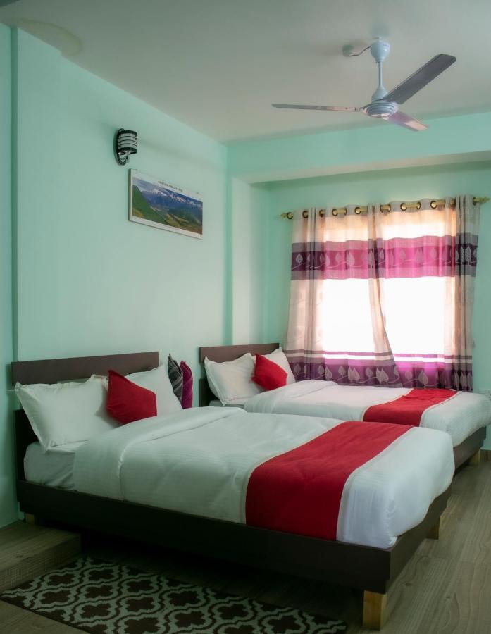 Hotel Elite Pokhara Exterior foto