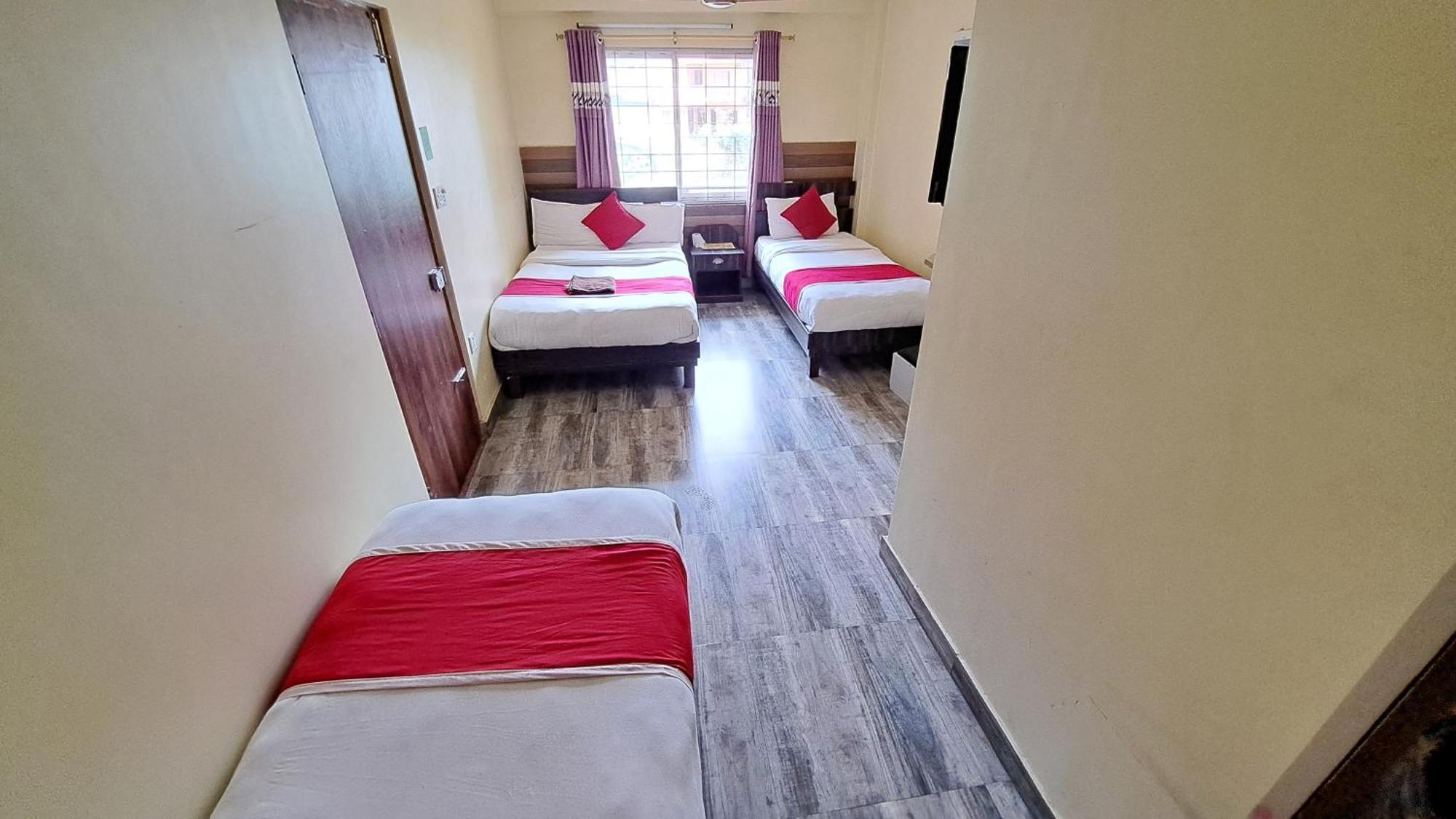 Hotel Elite Pokhara Exterior foto