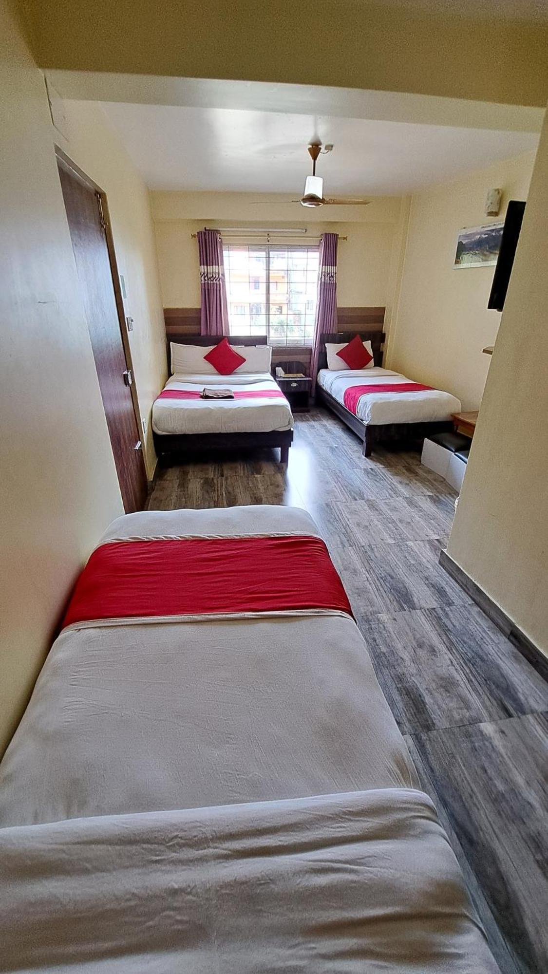 Hotel Elite Pokhara Exterior foto